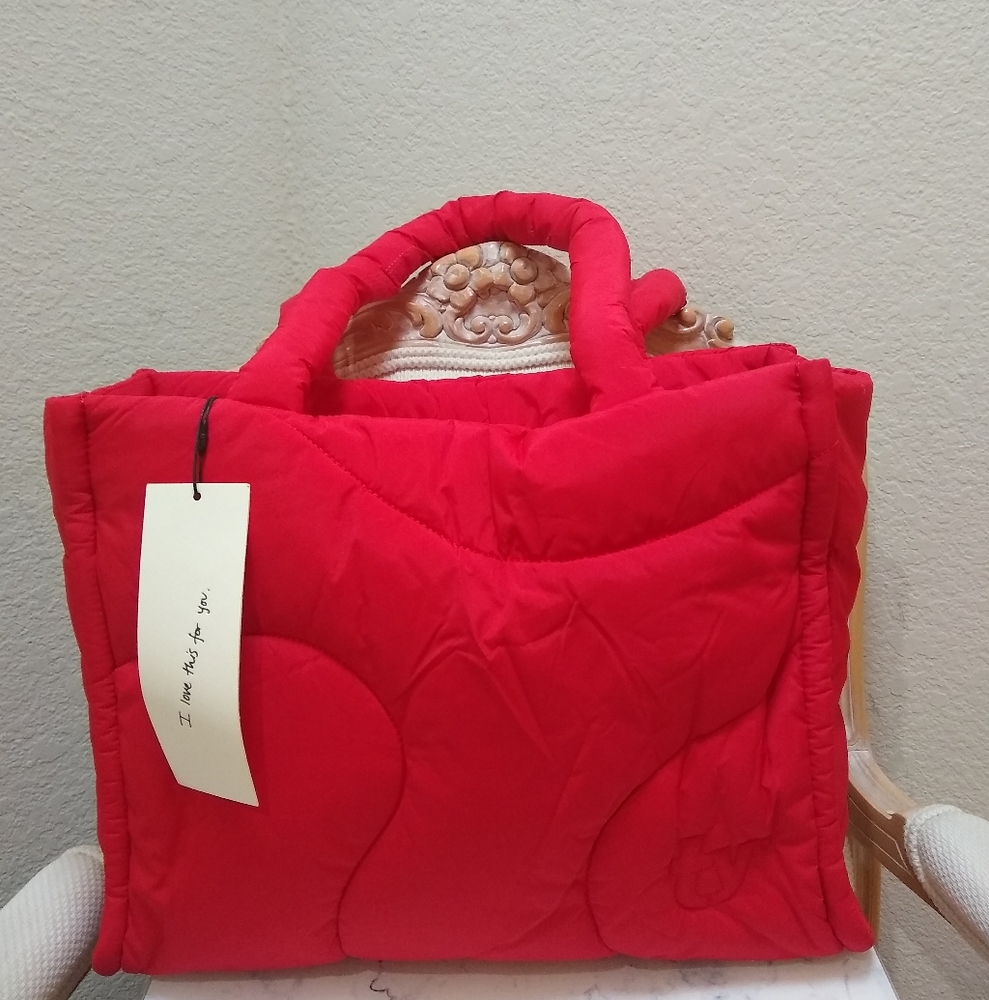 Thirty Years Drift Tote Cherry Red